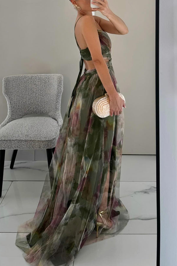 LORELLA | Romantic Floral Maxi Dress with Flattering Flowing Silhouette