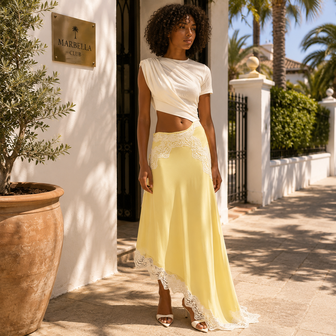 QUEEN | Elegant Green Lace Midi Dress with Feminine Silhouette
