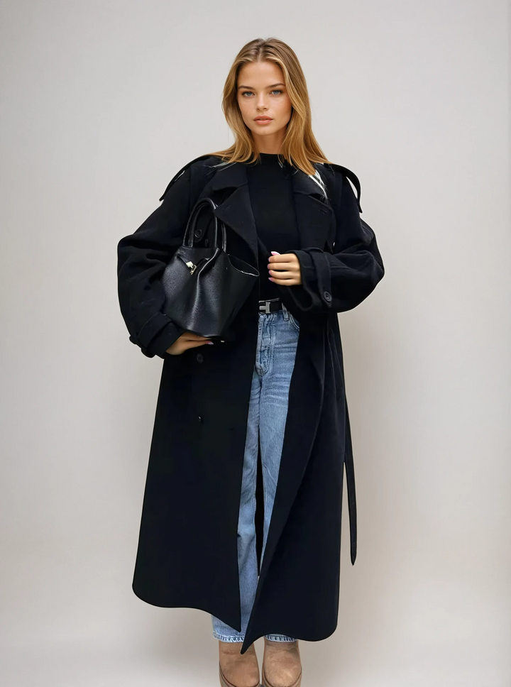 TIMELESS DOUBLE-BREASTED WOOL COAT
